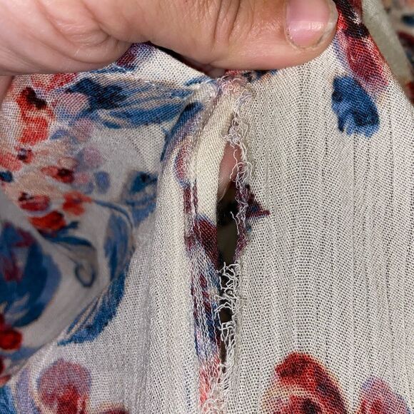 Altar’d State long sleeve boho style flowy blouse size meduim - Picture 3 of 5